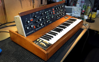 Take a Photographic Journey to the Centre of a Minimoog Model D